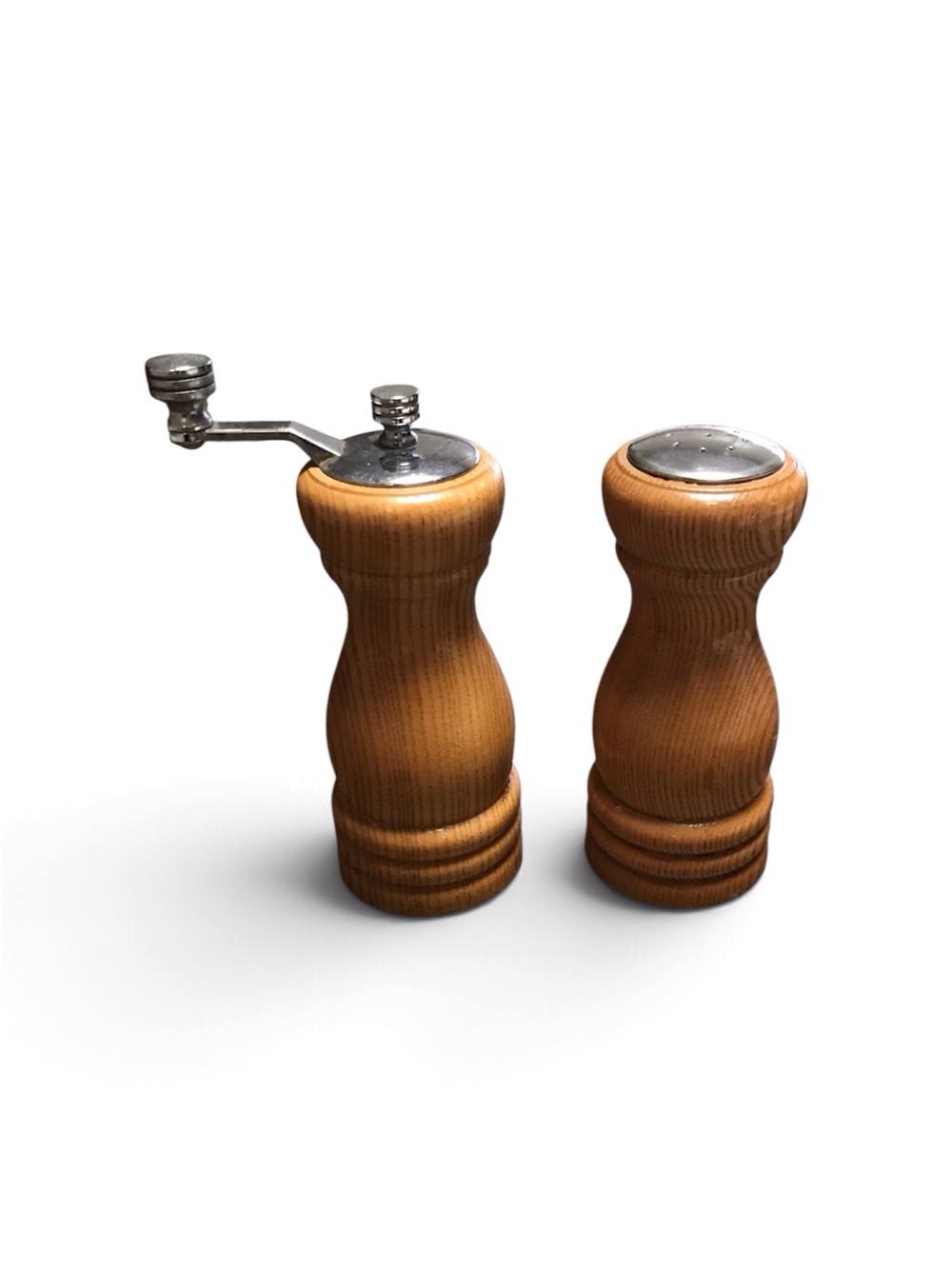 Vintage Wooden Salt and Pepper Grinder Set - Natural Brown
